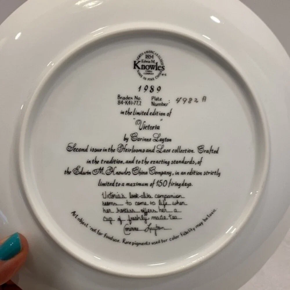 Heirlooms & Lace Victoria Collector’s #2 Plate in Series By Corinne Layton 4982A